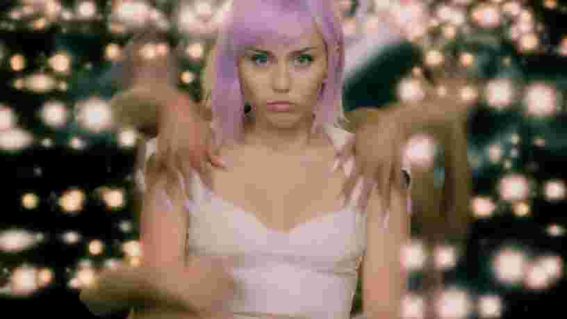 Netflix a dévoilé la bande-annonce de la saison 5 de 'Black Mirror' avec Miley Cyrus