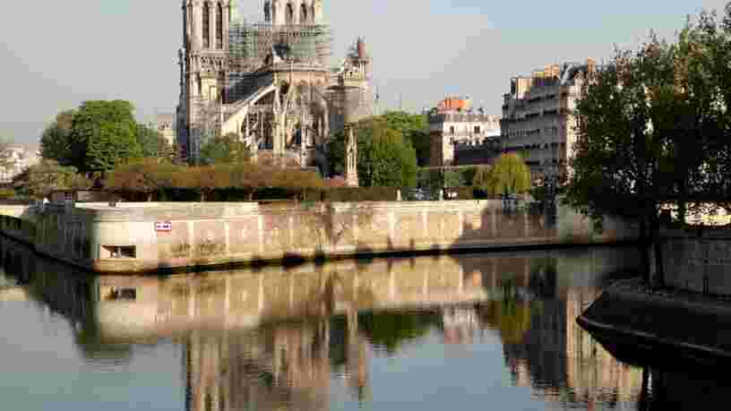 Reconstruire Notre-Dame avec une touche moderne serait la dernière évolution d'une longue série