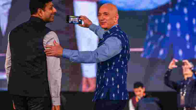 Facebook insinue que c'est la faute d'Apple si le téléphone de Jeff Bezos a été piraté