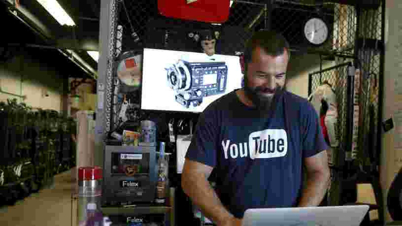 Des modérateurs de YouTube auraient été forcés de signer un document les alertant sur leur santé mentale