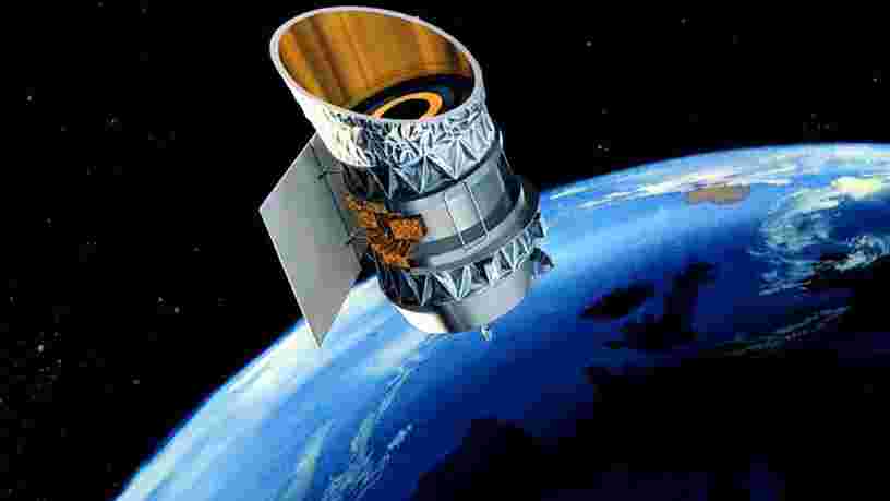 Un vieux télescope de la NASA et un ancien satellite pourraient entrer en collision et créer 290 000 débris spatiaux