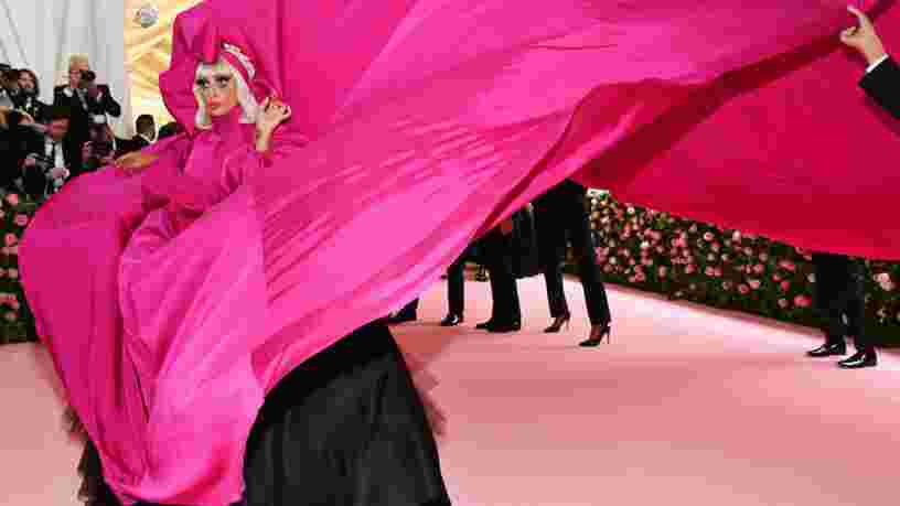 Les 4 tenues que Lady Gaga a portées sur le tapis rouge au Met Gala 2019