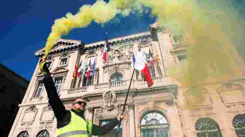 Le mouvement des 'Gilets jaunes' a mis 58.000 salariés au chômage technique — et cela va coûter plusieurs dizaines de millions d'euros