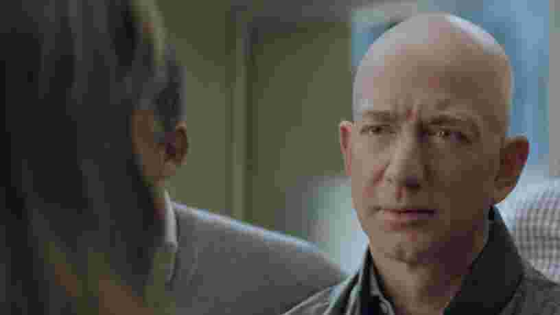 Jeff Bezos est la star d'une pub diffusée pendant le Super Bowl dans laquelle Alexa perd sa voix