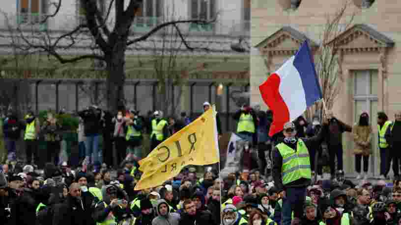 Le mouvement des 'Gilets jaunes' a perturbé le commerce traditionnel physique — mais le e-commerce n'en a pas vraiment profité