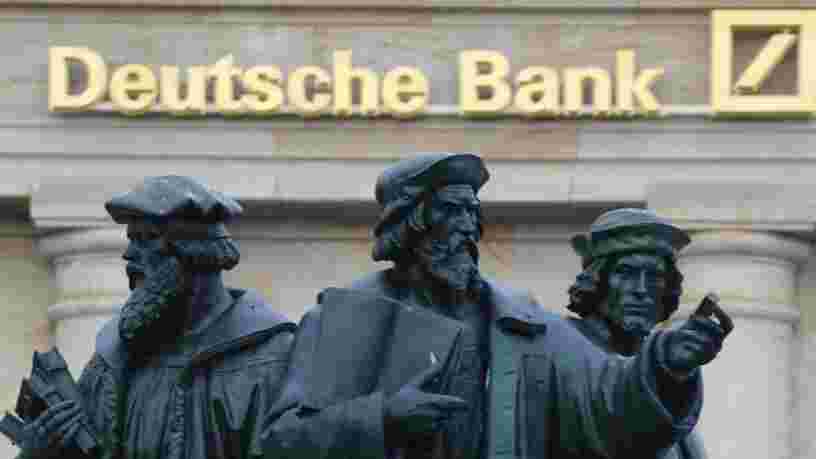 Le directeur financier de Deutsche Bank dément des discussions internes au sujet d'une fusion avec le géant suisse UBS — et dit qu'il s'agit 'une fiction des médias'