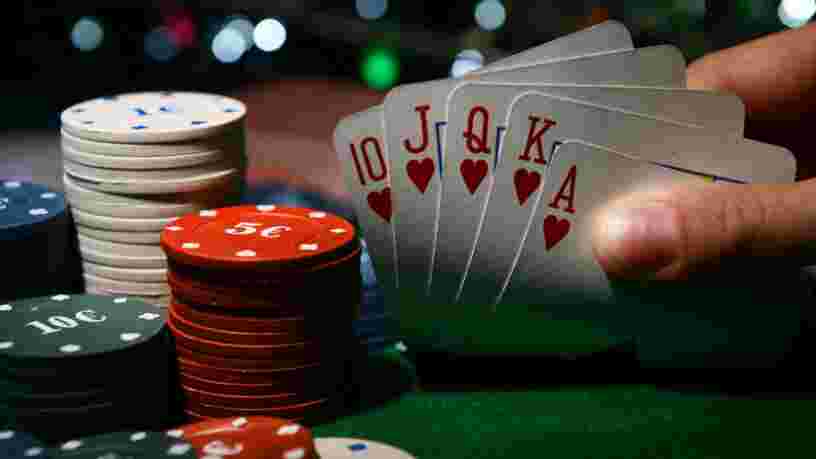 Facebook a développé une IA qui peut battre des humains au poker, mais il ne veut pas dévoiler son code