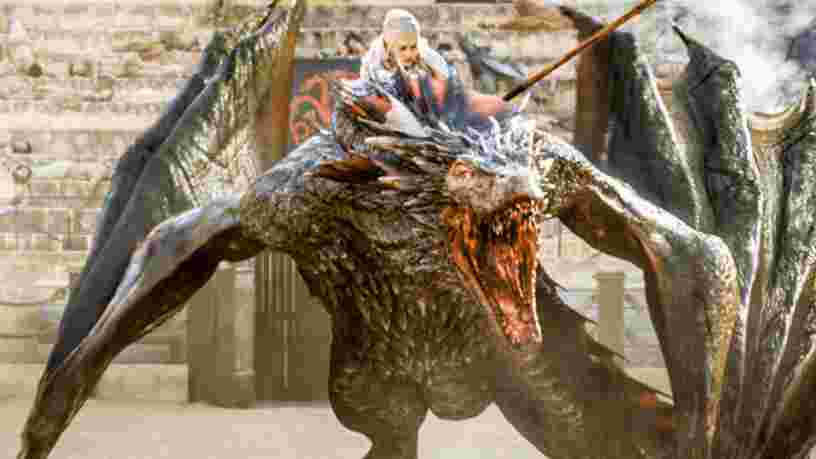 Savez-vous à quoi ressemblent les dragons de 'Game of Thrones' dans la vraie vie ? Emilia Clarke a partagé une photo du plateau