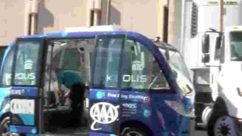 Cet accident d'une navette autonome française à Las Vegas rappelle tous les obstacles à franchir avant que la voiture sans chauffeur soit omniprésente