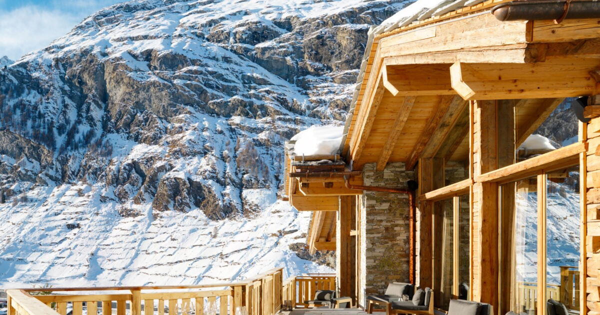 Un Chalet Suisse Avec 7 Chambres A été Nommé 'meilleur Chalet De Ski Du ...