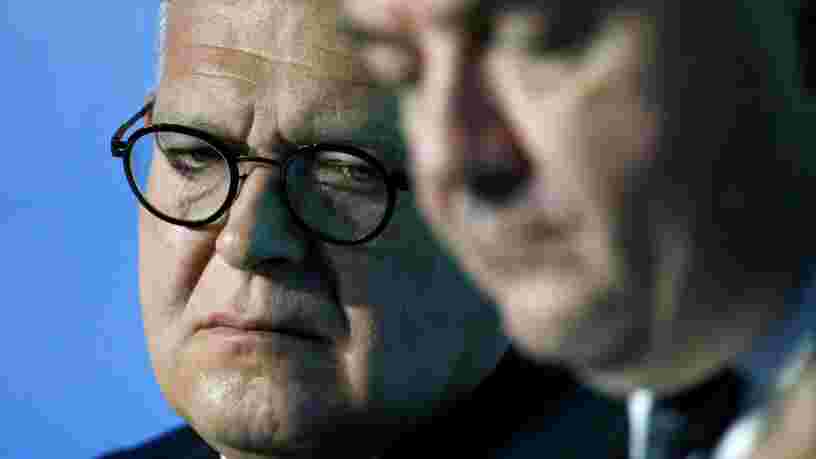 Société générale emboîte le pas à HSBC — elle rapatriera des salariés de Londres à Paris en cas de Brexit dur