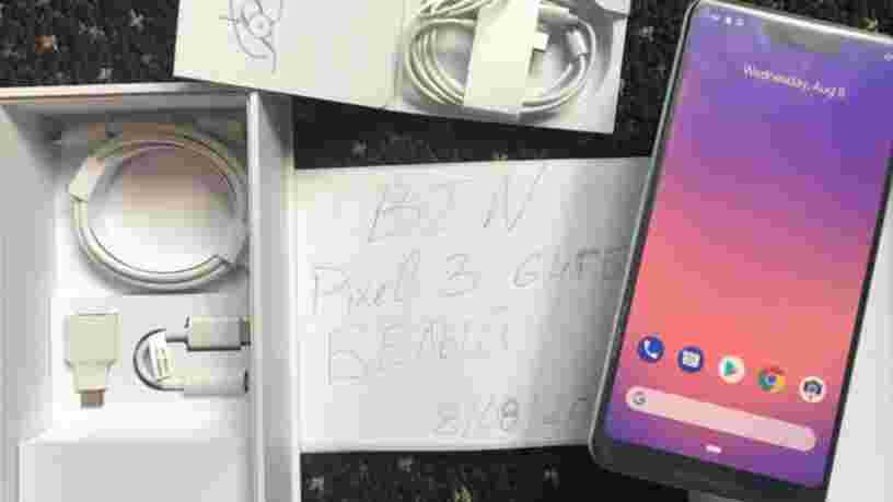 Des images montrant le prochain smartphone de Google sorti de sa boîte ont fuité, et elle montrent tout ce qu'il y a à savoir