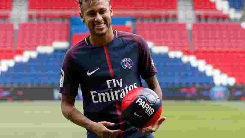 NEYMAR: Comment l'un des footballeurs les mieux payés du monde gagne et dépense ses millions.