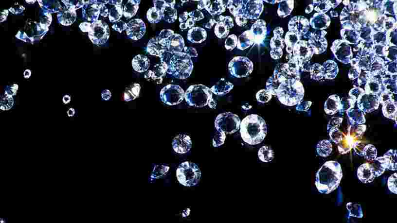 Des scientifiques viennent de découvrir que le diamant a des propriétés précieuses pour le stockage de données informatiques