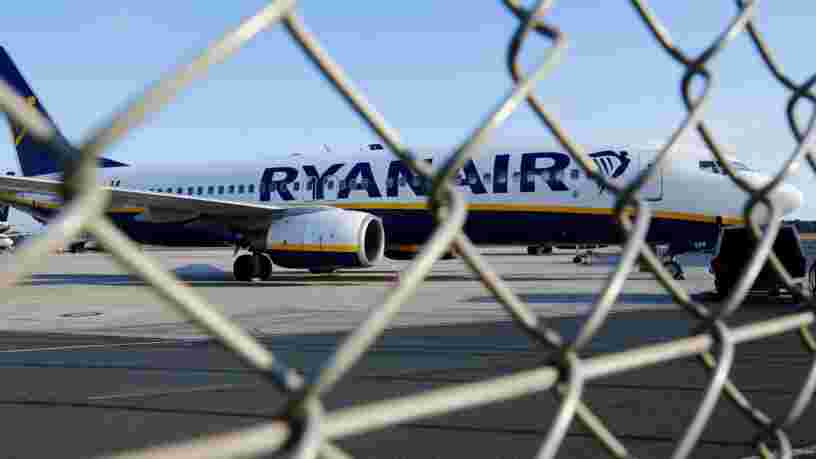Ryanair affronte la plus grande grève de histoire — qui l'oblige a annuler près de 400 vols au plus fort de la saison estivale