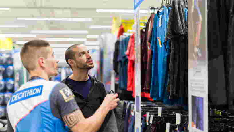 Un internaute force Décathlon à lui produire spécialement un survêtement vieux de 30 ans