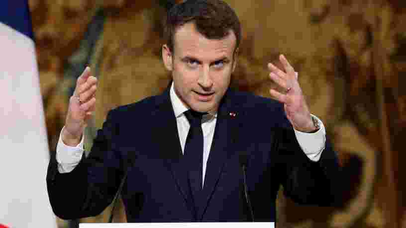 Emmanuel Macron annonce une loi contre les informations volontairement mensongères propagées sur internet — il y aura 4 sanctions possibles