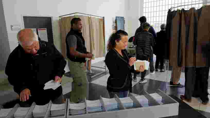 L'heure du choix: les Français votent pour le 1er tour de l'élection présidentielle