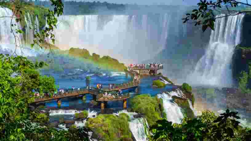 27 cascades et chutes d'eau époustouflantes à voir à travers le monde