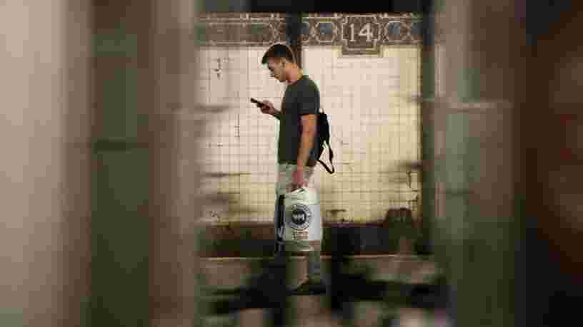 Une nouvelle étude montre que limiter les réseaux sociaux à 30 minutes par jour réduit les risques de dépression et de solitude
