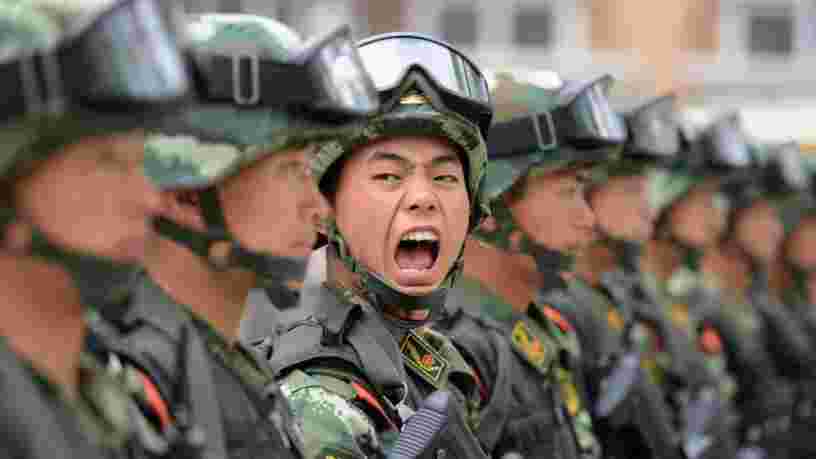 La Chine surveille l'activité cérébrale et les émotions de ses employés — et cette technologie aurait fait bondir les bénéfices d'une entreprise de 315M$