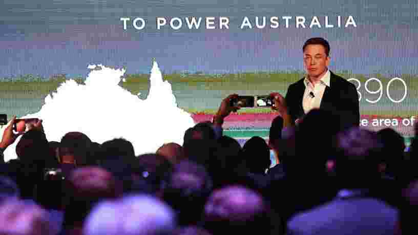Une province d'Australie veut construire la plus grande centrale solaire virtuelle du monde en reliant les batteries Tesla de 50.000 maisons