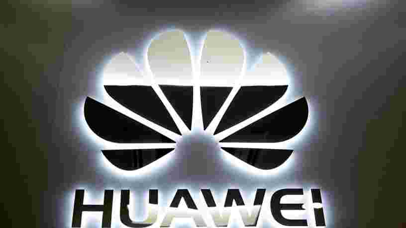 Un diplomate chinois vante sur Twitter la supériorité de Huawei sur Apple... depuis son iPhone