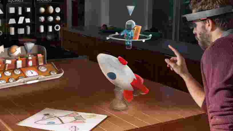 Tesla recrute des experts en réalité augmentée qui ont travaillé sur HoloLens de Microsoft