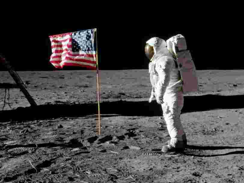 Plantés sur la Lune, les drapeaux des astronautes américains se désintègrent