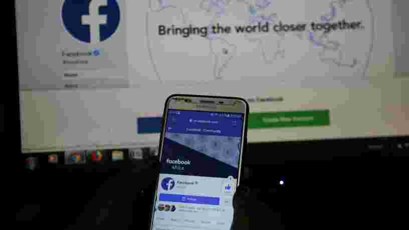 Facebook bannit des figures de l'extrême droite américaine... et les 6 autres choses à savoir dans la tech ce matin