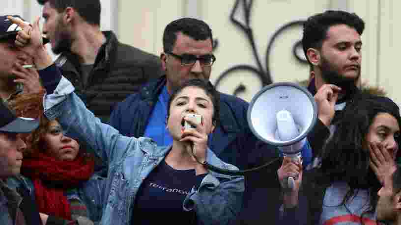 Les jeunes Tunisiens manifestent contre la vie chère dans le pays — voici ce que cela signifie pour eux au quotidien