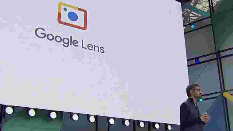 Le nouveau produit Google Lens utilise la caméra de votre téléphone pour reconnaître des objets du quotidien et vous connecter au Wifi