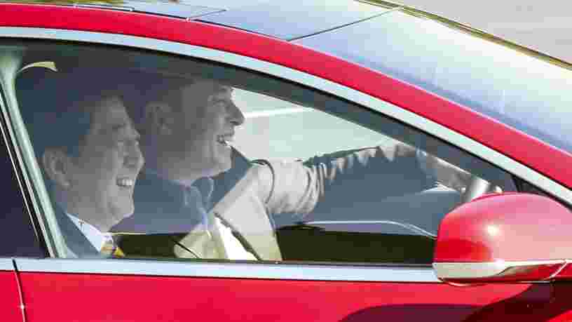 Tesla enregistre la plus forte perte trimestrielle de son histoire et lève le pied sur la production de Model X et Model S