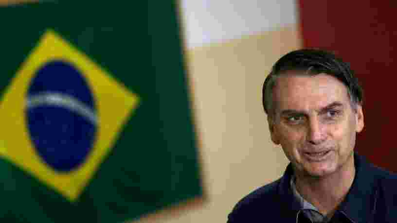 Le candidat d'extrême droite Jair Bolsonaro arrive largement en tête du premier tour de la présidentielle au Brésil