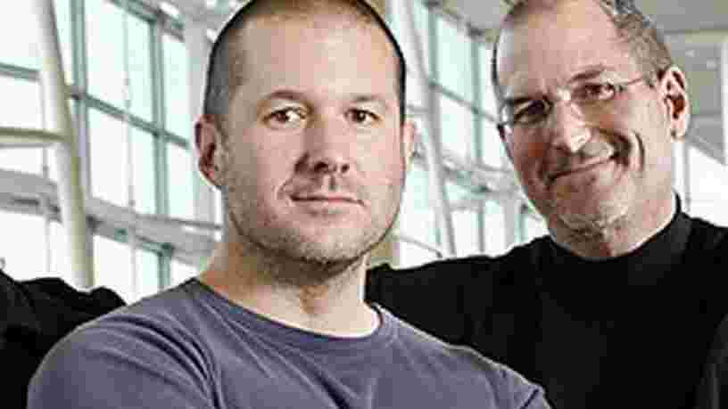 Jony Ive, le designer d'Apple, s'est inspiré d'une conversation avec Steve Jobs pour le nom de son cabinet, Love From