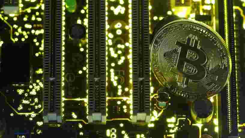 La raison pour laquelle le Bitcoin existe se cache dans les premières lignes de code de sa toute première transaction