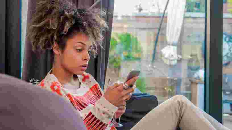 'Pourquoi je ne reçois pas les SMS sur mon iPhone ?' : comment résoudre les principaux problèmes de textos