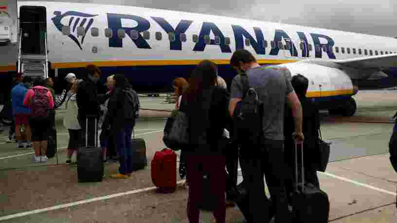 Ryanair va désormais vous demander de payer un supplément pour placer des bagages en cabine