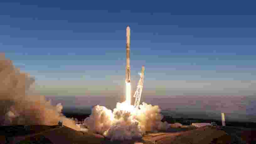 SpaceX licencierait 10% de ses effectifs