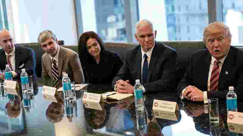 Goldman Sachs était 'paniqué' par une rumeur selon laquelle Donald Trump allait anéantir l'accord entre Amazon et Whole Foods à cause de Jeff Bezos