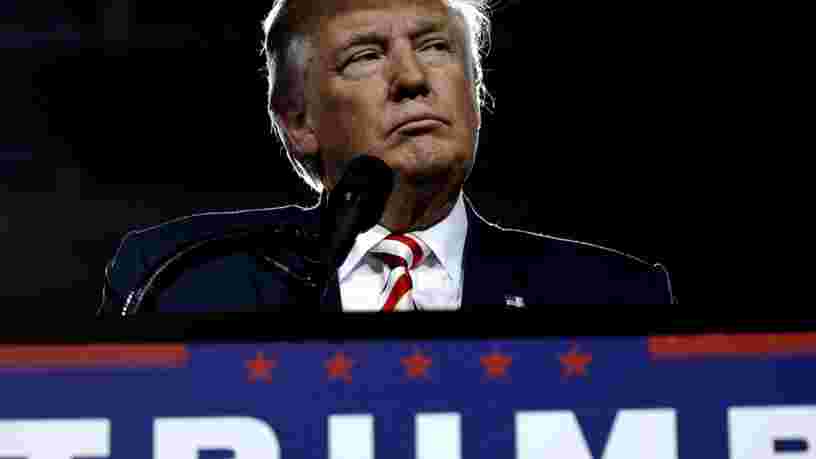 Des politologues exposent 9 façons dont Donald Trump menace la démocratie américaine