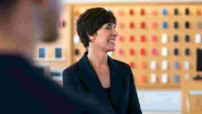 Voici Deirdre O'Brien, la nouvelle dirigeante des Apple Store qui compte 30 ans d'expérience au sein de l'entreprise
