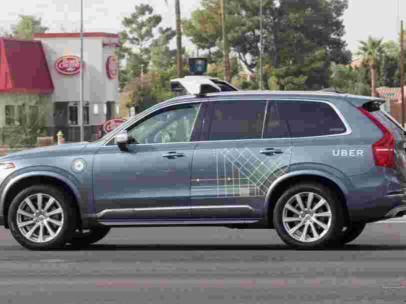Une Voiture Autonome D Uber A Renverse Et Tue Une Femme C Est Le
