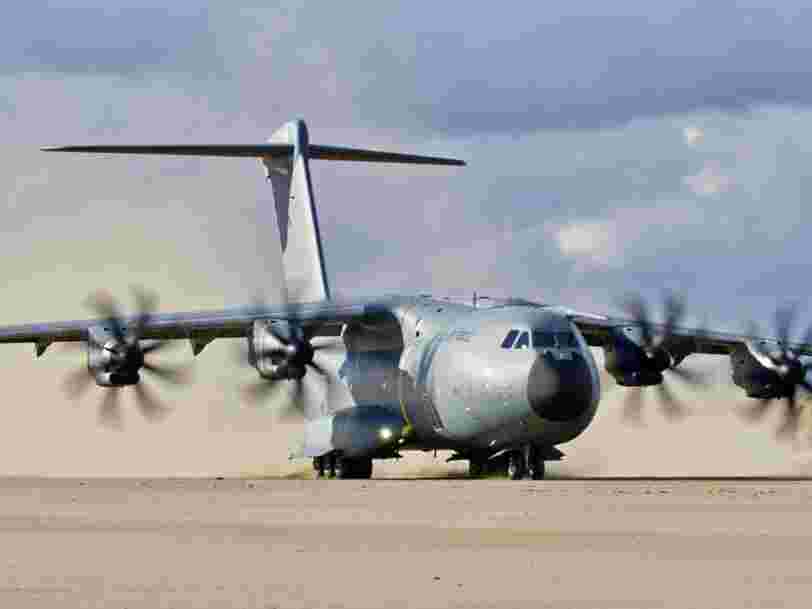 Le Ventre Du Mastodonte Militaire D Airbus Capable De Transporter