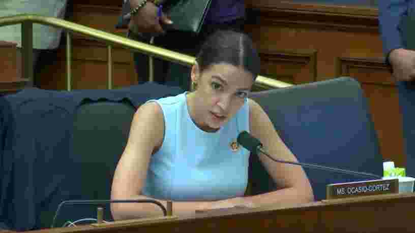 Devant le monsieur crypto de Facebook, Alexandria Ocasio-Cortez s'inquiète du contrôle du Libra