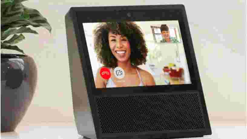 Facebook serait en train de construire une enceinte intelligente concurrente d'Amazon pour 2018
