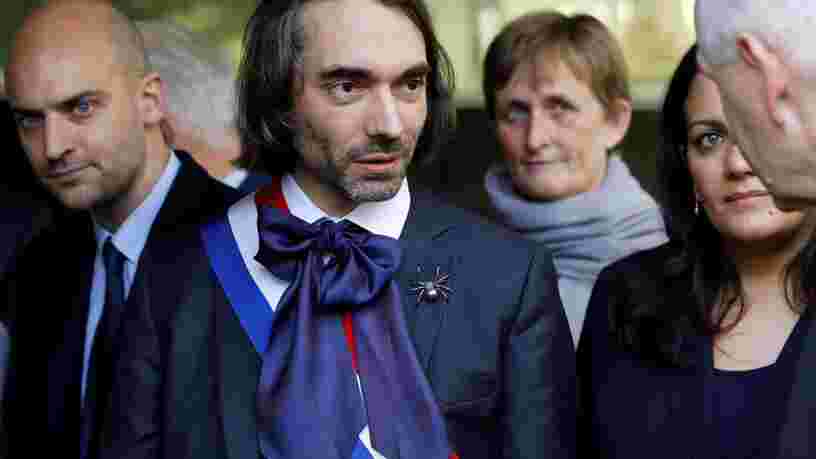 Cédric Villani explique pourquoi l'IA a conduit à un 'rabattage des cartes' dans le milieu scientifique