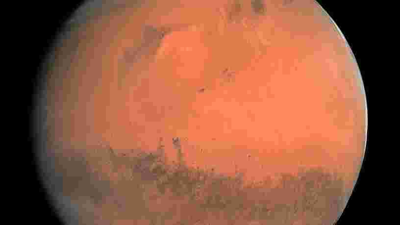 La NASA a découvert des couches de glace à la surface de Mars et cela pourrait 'changer la donne' concernant la colonisation de la planète