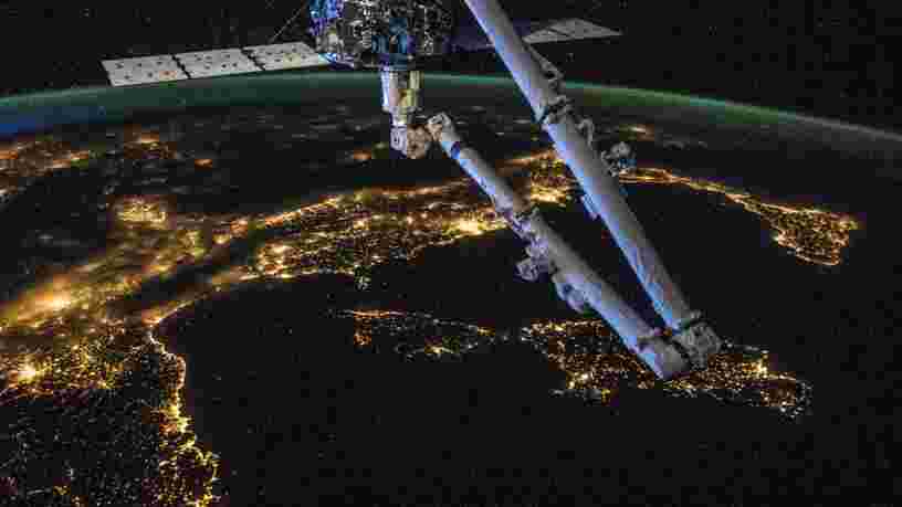 Airbus s'associe à Bill Gates et SoftBank pour soutenir une startup qui prévoit de déployer une constellation de satellites pour 'prendre soin' de la Terre