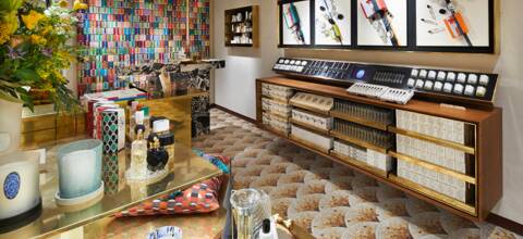 diptyque s'installe rue Saint Honoré et célèbre Paris